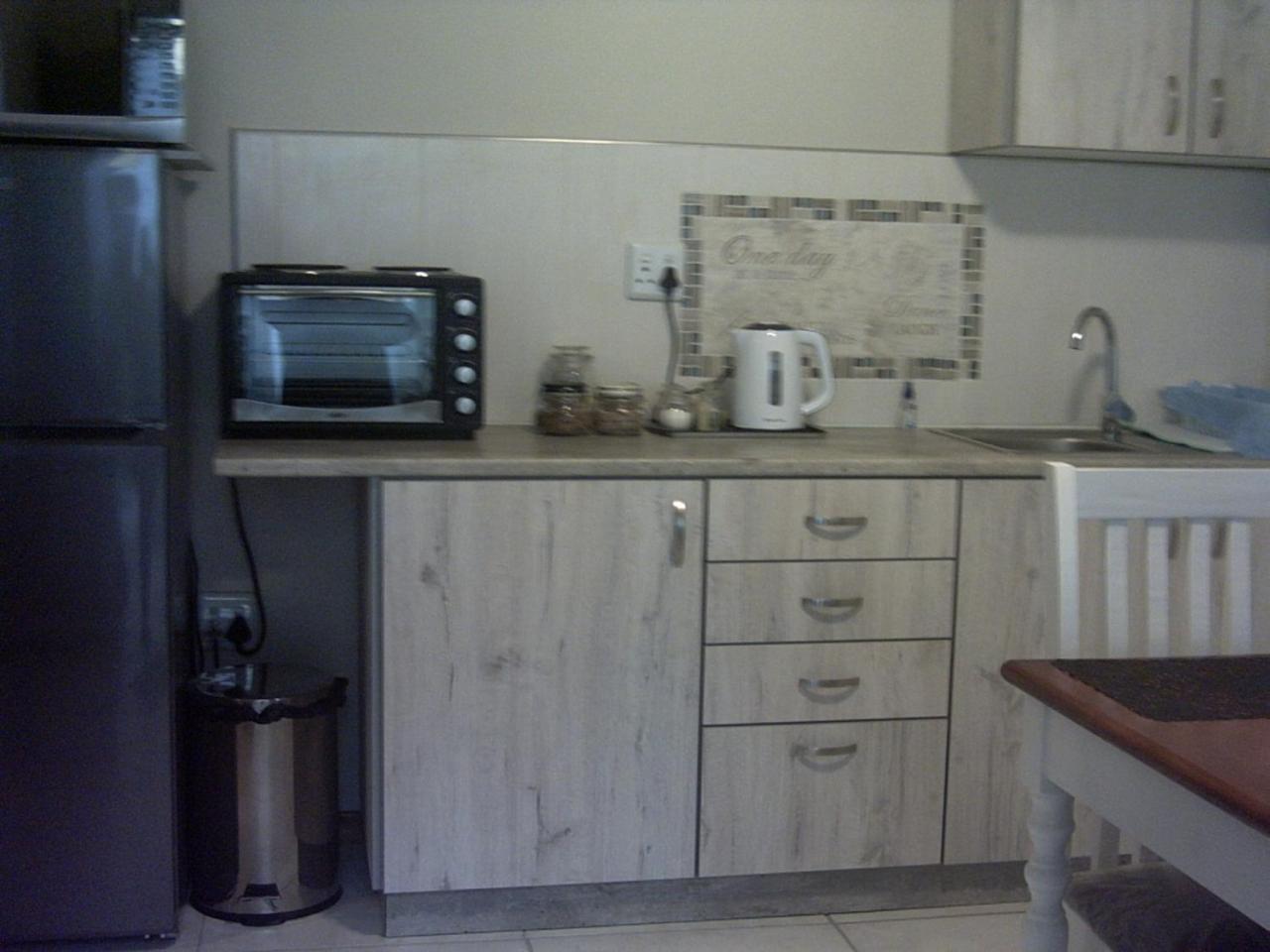 Hotel Tranquility Self Catering à Lüderitz Extérieur photo